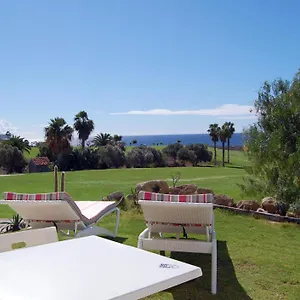 https://amarilla-golf-villas.in-canary-islands.com