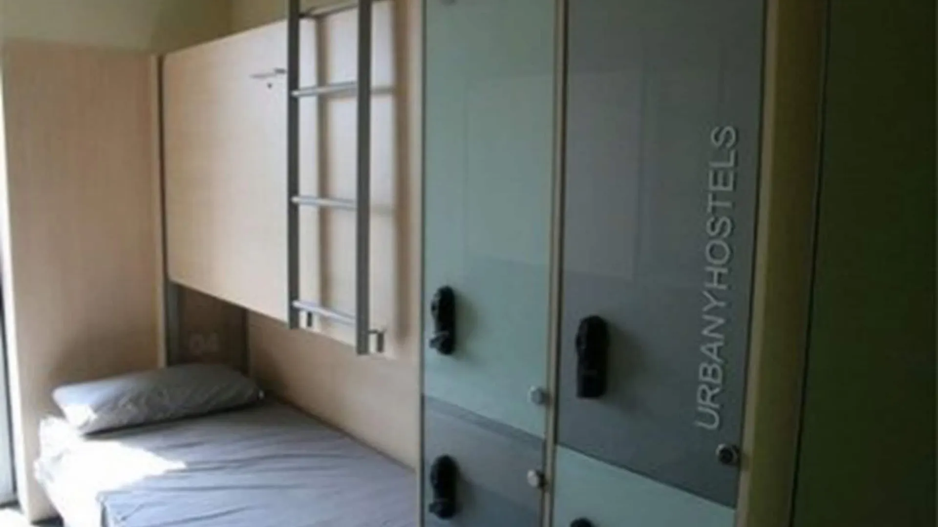 Urbany Hostel Barcelona 0*,  Spain
